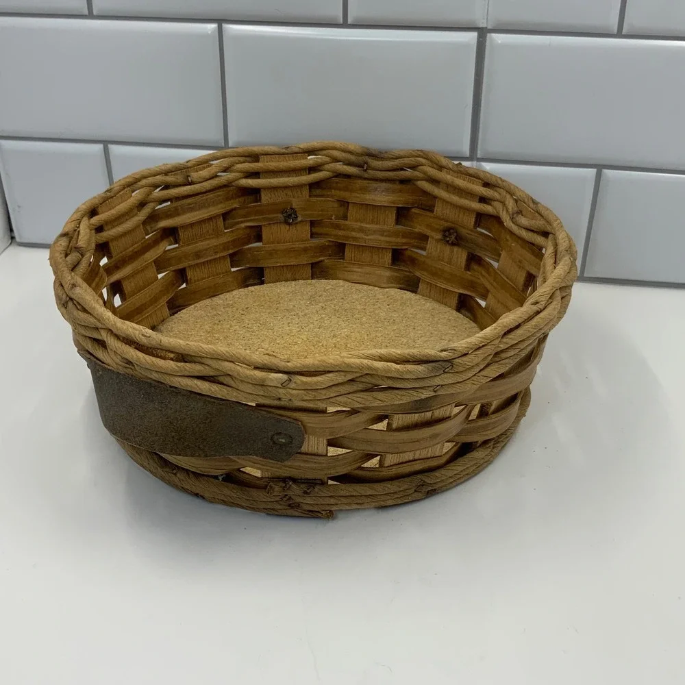 Vintage Pyrex Woven Wood Casserole Basket Holder for 024 624 684 Round Dishes